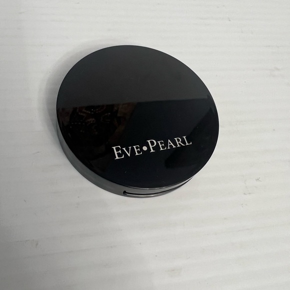 Eve Pearl Ultimate Face Compact Blush Highlight Bronze Contour TIMELESS NWO box - Picture 3 of 5